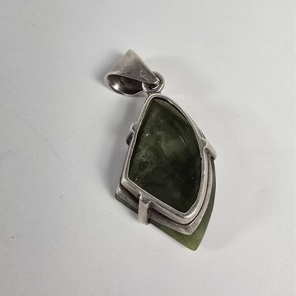 Sterling Silver 925 Green Stone Jewel Pendant 12g - Picture 5 of 8